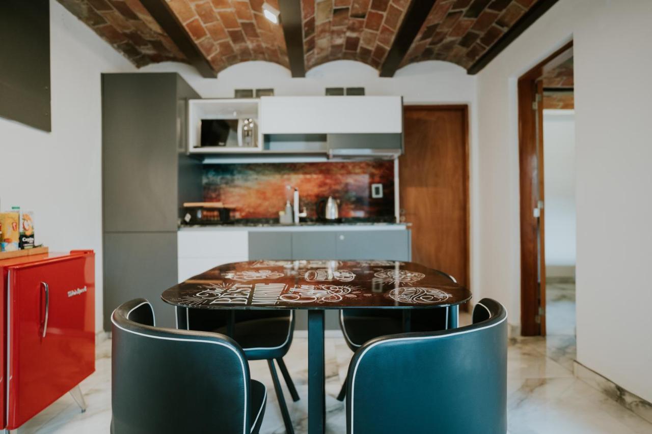 M65 Luxury Apartments Кордова Екстер'єр фото