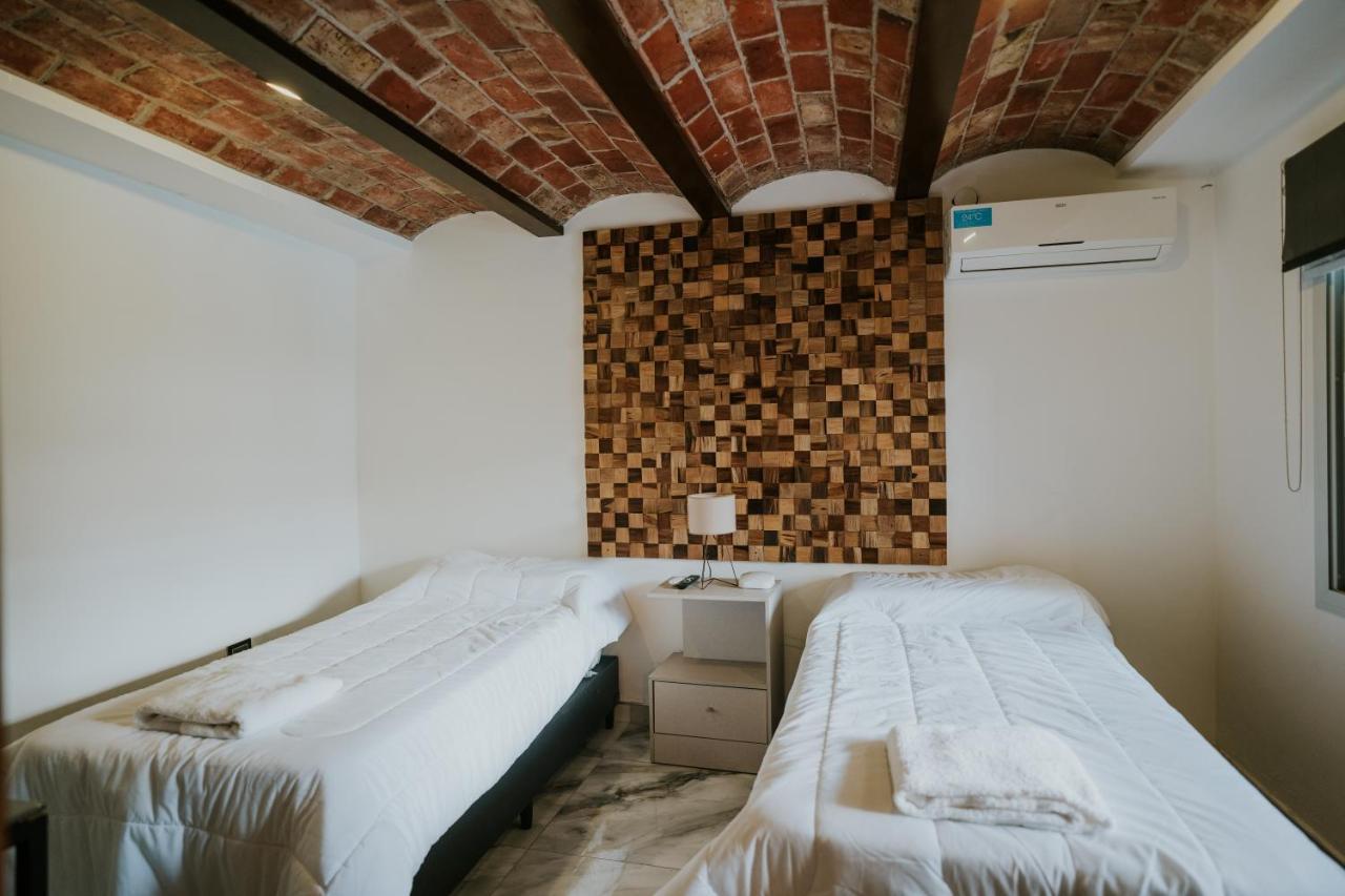 M65 Luxury Apartments Кордова Екстер'єр фото