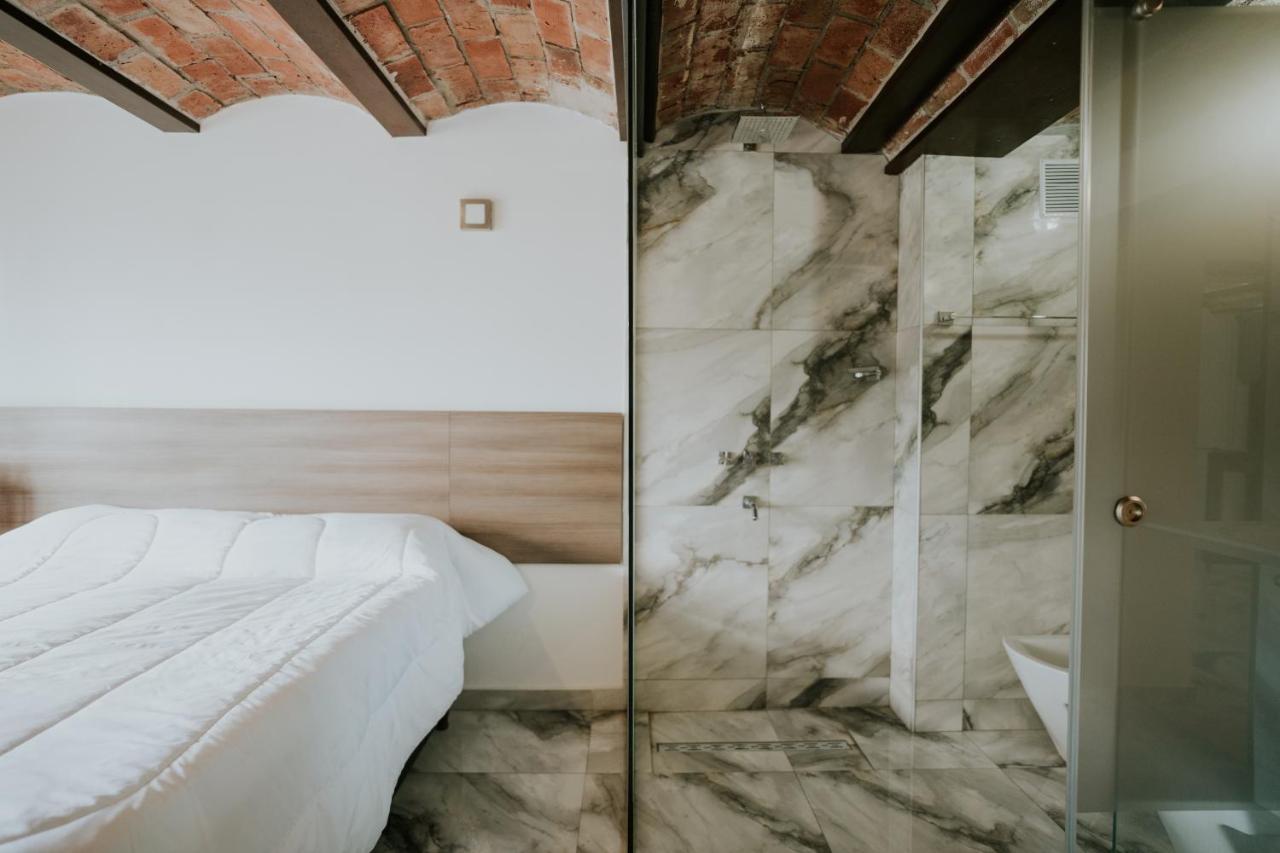 M65 Luxury Apartments Кордова Екстер'єр фото